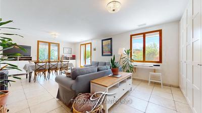 Maison - 140 m² - 4 pièces