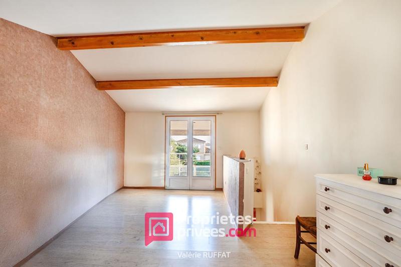 Maison - 190 m² - 8 pièces