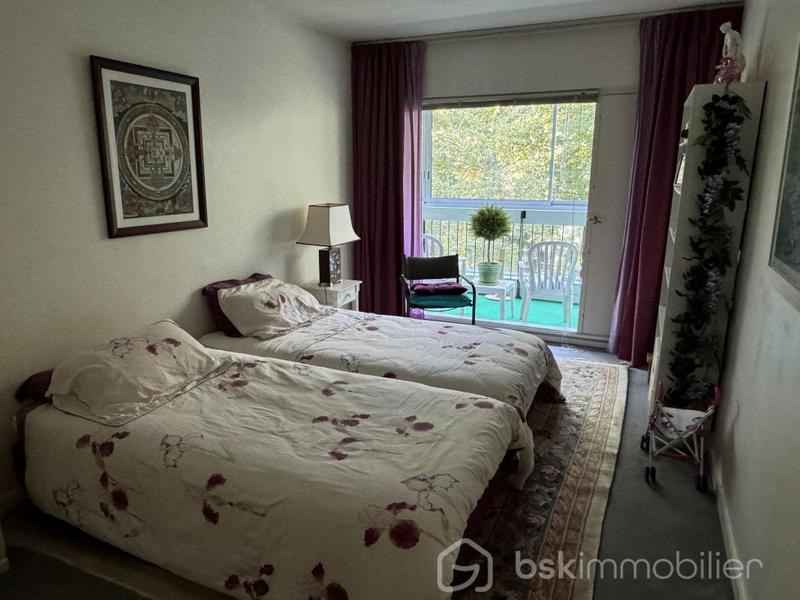 Appartement - 197 m² - 6 pièces