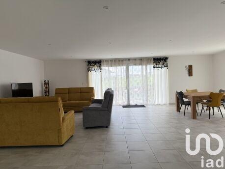 Maison - 325 m² - 8 pièces