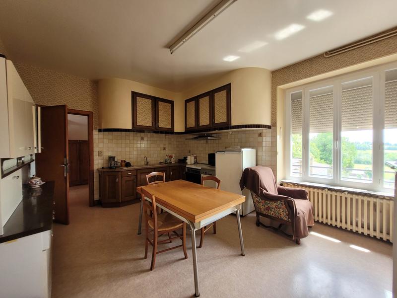 Maison - 306 m² - 10 pièces