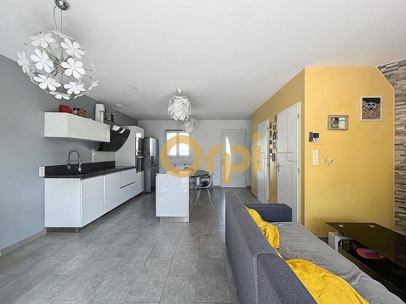 Maison - 76 m² - 4 pièces