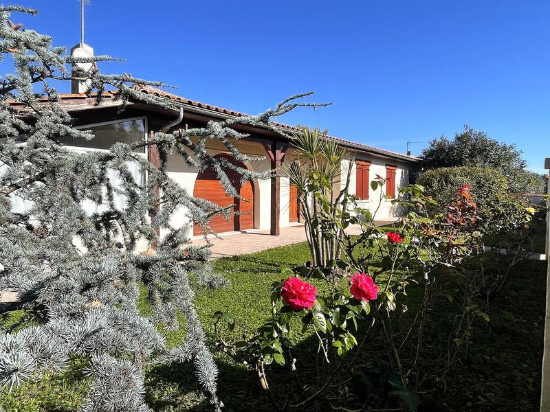 Maison traditionnelle - 142 m² - 6 pièces