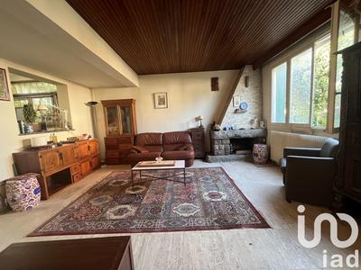 Maison - 98 m² - 5 pièces