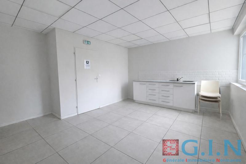 Local commercial - 548 m² - 20 pièces