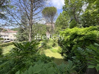 Appartement - 134 m² - 5 pièces