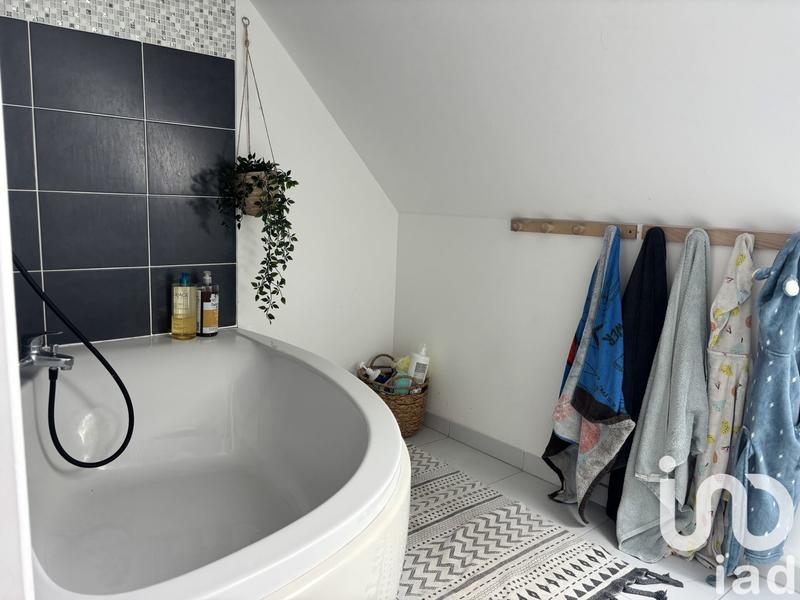 Maison - 125 m² - 6 pièces