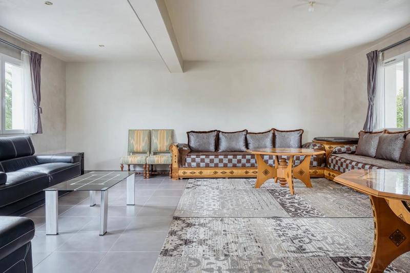 Maison - 163 m² - 5 pièces