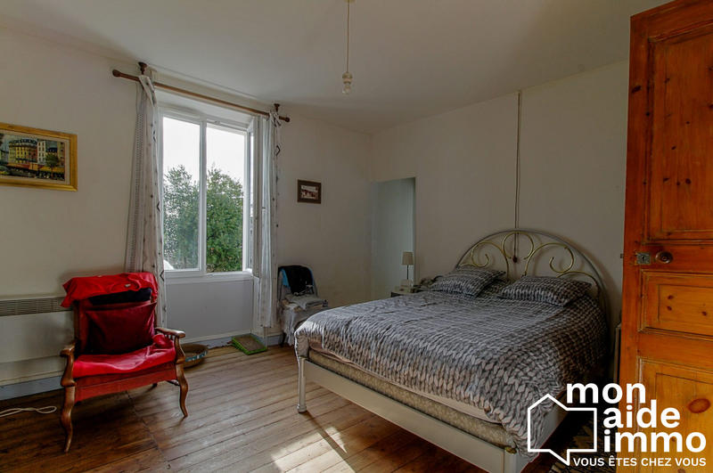 Maison traditionnelle - 135 m² - 5 pièces