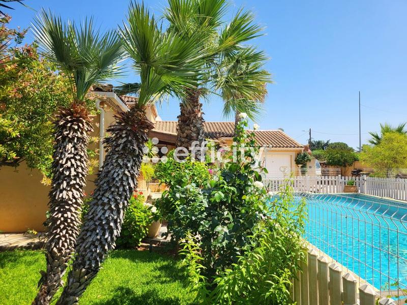 Maison - 165 m² - 8 pièces