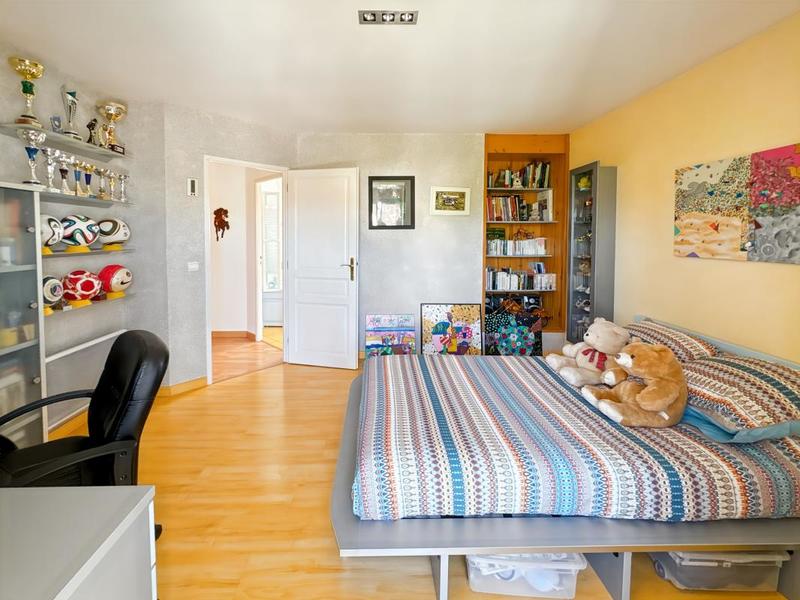 Maison - 135 m² - 6 pièces