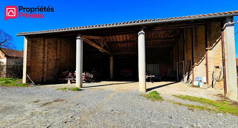 Terrain constructible - 13 424 m²