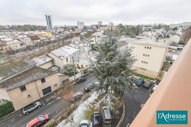 Appartement - 98 m² - 4 pièces