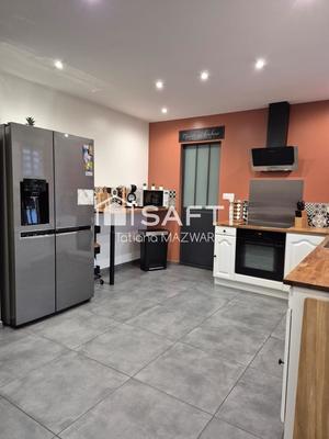 Maison - 101 m² - 5 pièces