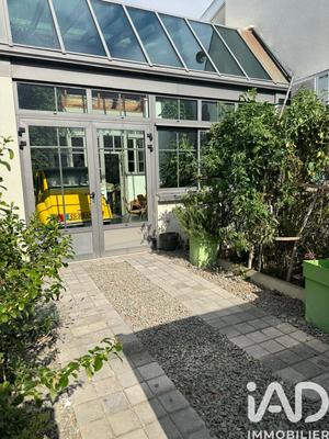 Appartement - 215 m² - 6 pièces