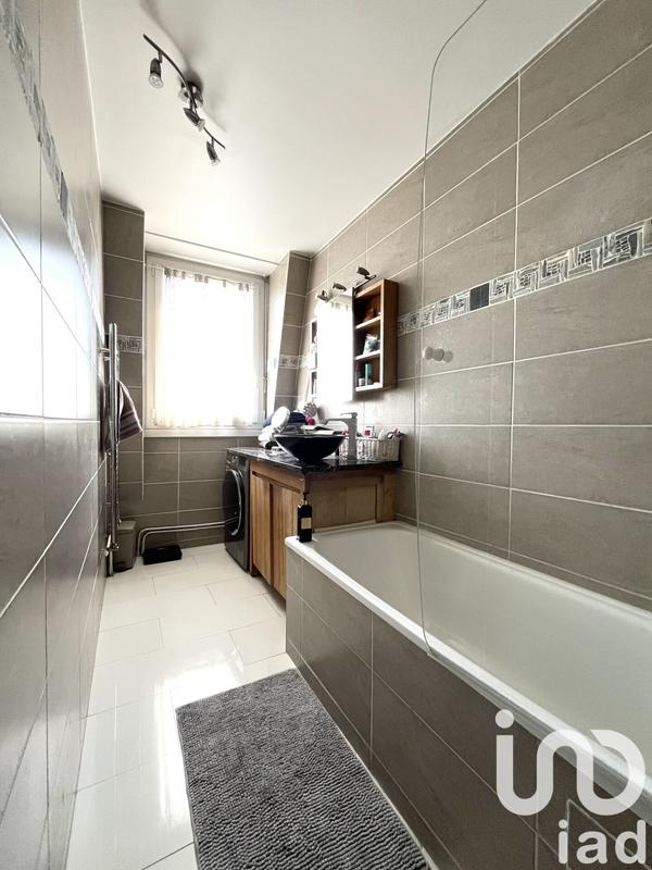 Appartement - 100 m² - 4 pièces