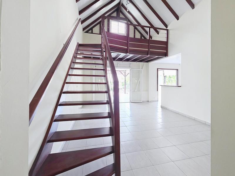 Maison - 108 m² - 4 pièces