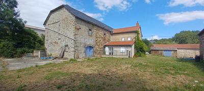 Maison - 80 m² - 5 pièces