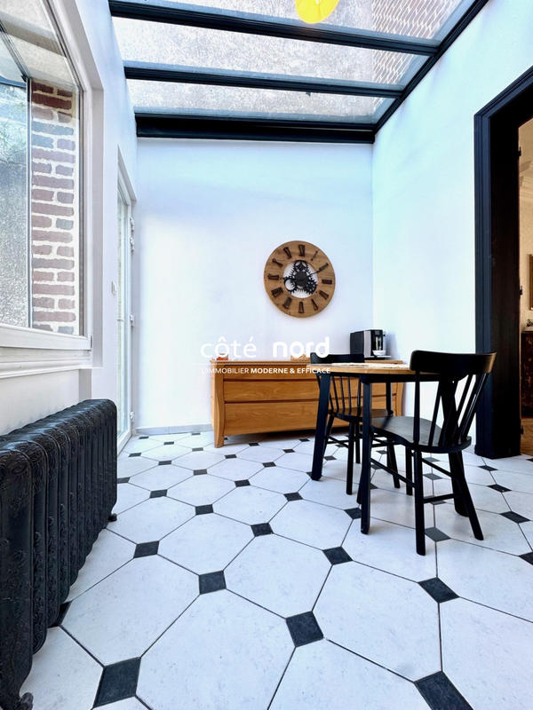 Maison ancienne - 201 m² - 7 pièces