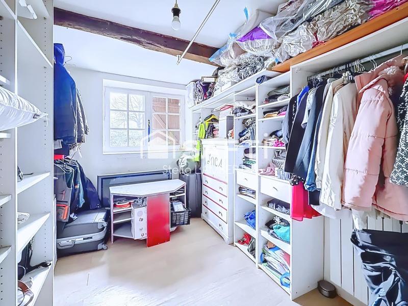 Maison - 198 m² - 6 pièces