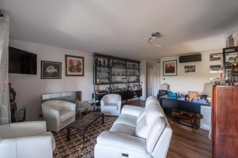 Appartement - 89 m² - 3 pièces