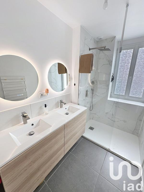 Appartement - 93 m² - 4 pièces