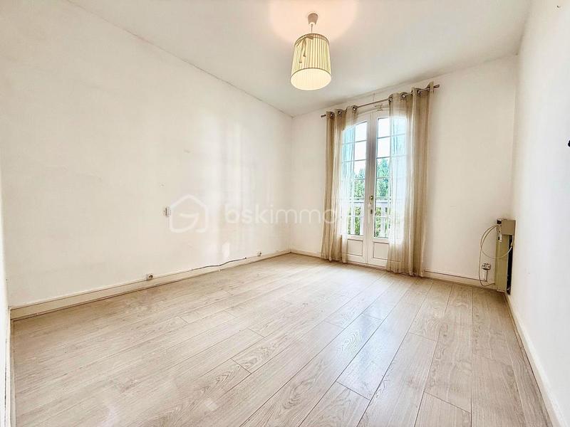 Maison traditionnelle - 144 m² - 5 pièces