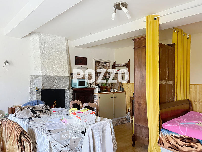 Maison - 170 m² - 12 pièces