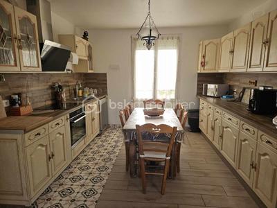 Maison - 153 m² - 7 pièces