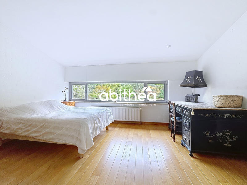 Propriété - 451 m² - 12 pièces