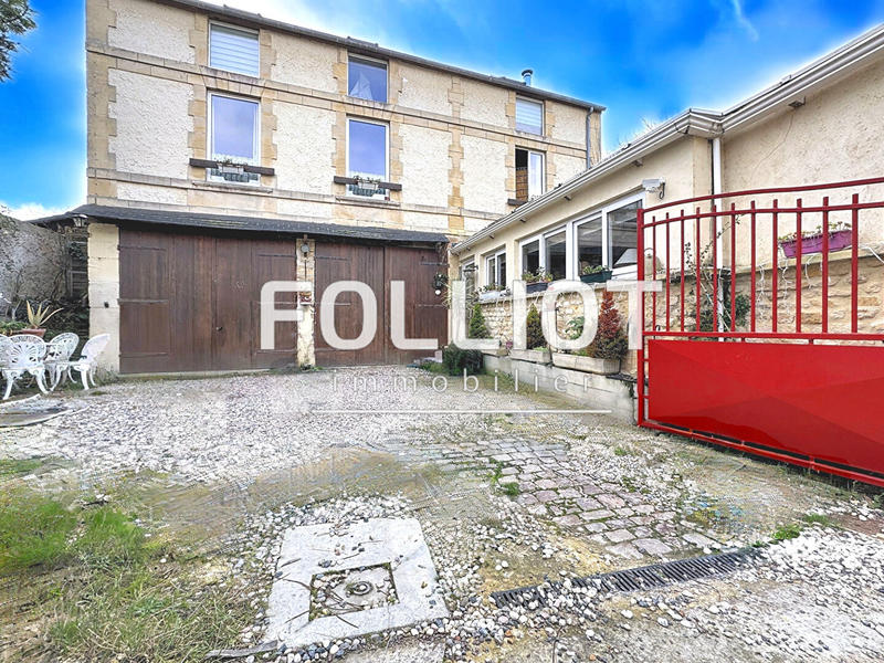 Maison - 140 m² - 6 pièces