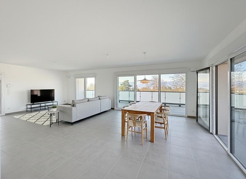 Appartement - 110 m² - 4 pièces