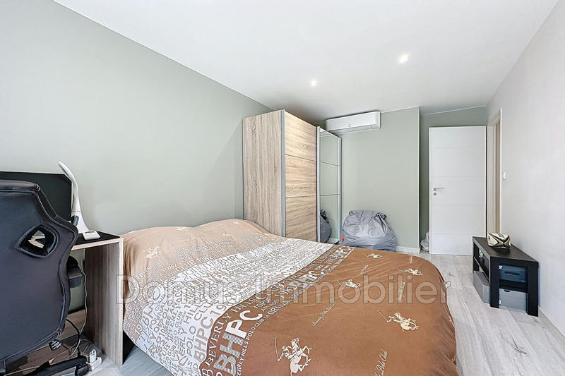 Maison - 184 m² - 7 pièces