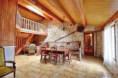 Maison - 288 m² - 8 pièces