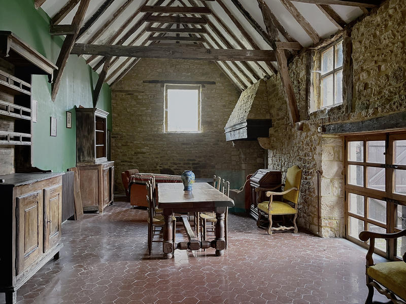 Maison - 280 m² - 8 pièces