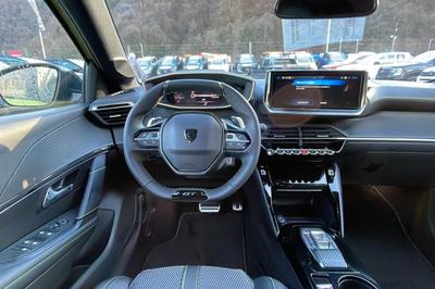 Peugeot 208 Hybrid 136 E-Dcs6 Gt Plus