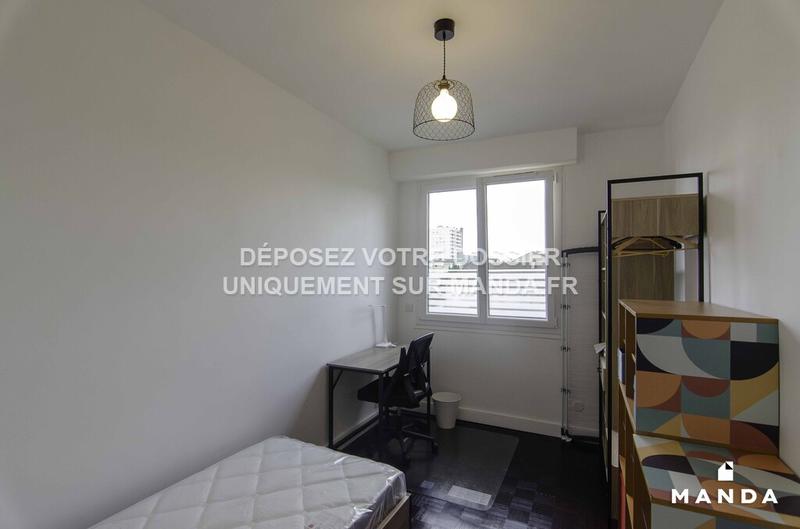 Chambre - 10 m² - 4 pièces