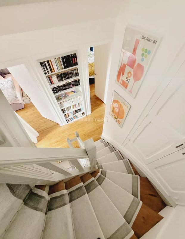 Maison - 155 m² - 9 pièces