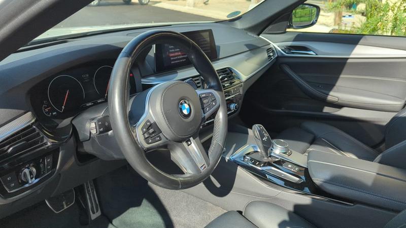 Bmw Série 5 Touring 530d 3.0 d 265 xDrive Steptronic8 m Sport - Automatique Toit ouvrant