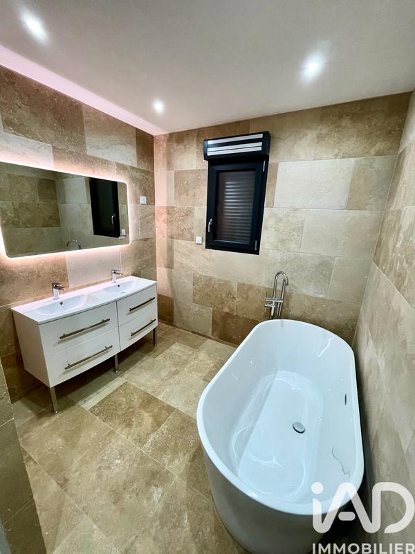 Maison - 110 m² - 4 pièces