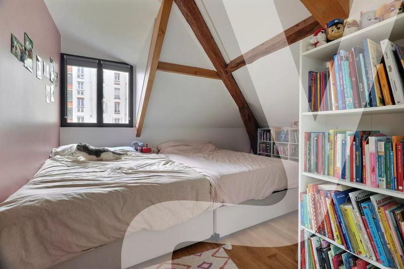 Appartement - 297 m² - 10 pièces