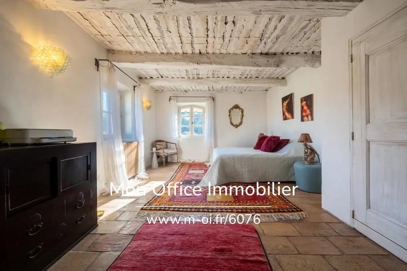 Propriété - 380 m² - 13 pièces