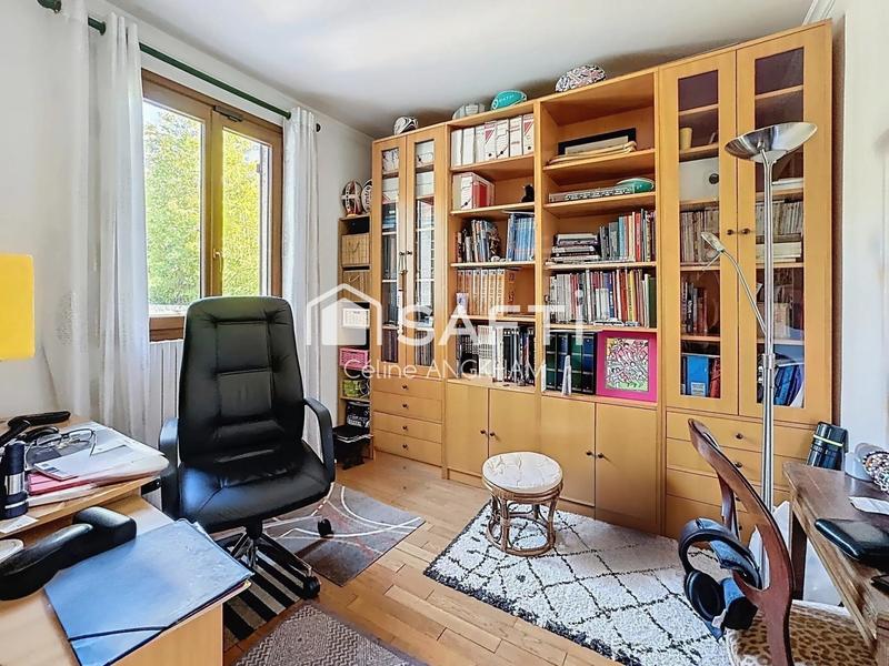 Maison - 101 m² - 6 pièces