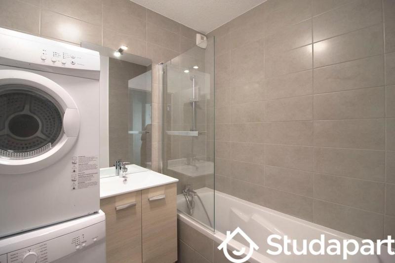 Chambre - 11 m² - 1 pièce