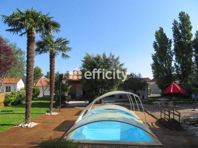 Maison - 212 m² - 7 pièces