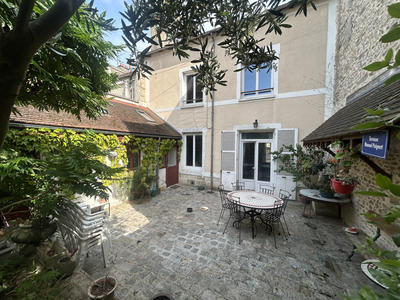 Maison - 135 m² - 5 pièces