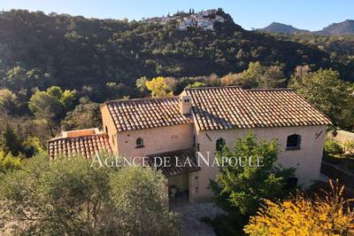 Maison - 180 m² - 6 pièces