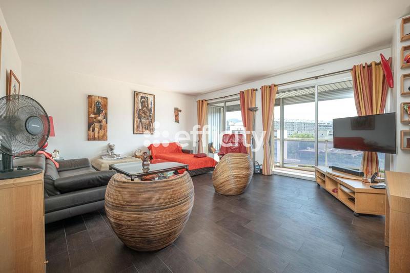 Appartement - 114 m² - 3 pièces