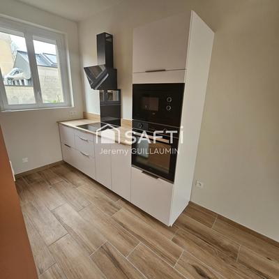Maison - 83 m² - 4 pièces