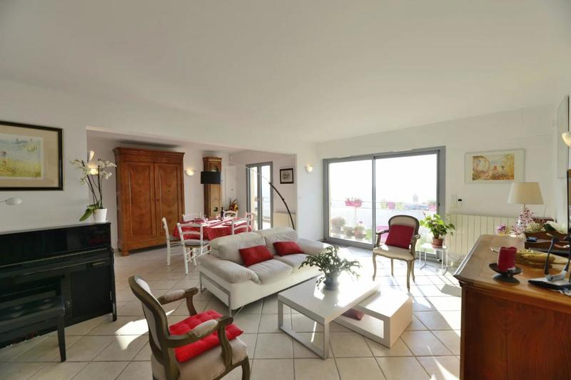 Appartement - 97 m² - 4 pièces